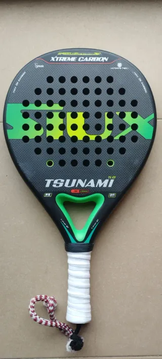 Siux Tsunami 5.0 Xtreme Carbon Pala