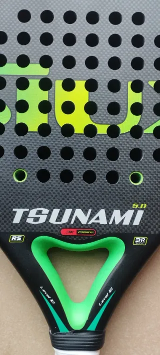 Siux Tsunami 5.0 Xtreme Carbon Pala