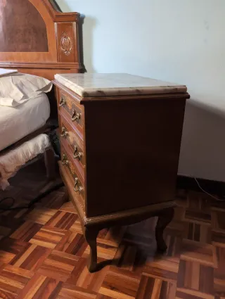 Mueble vintage con mármol