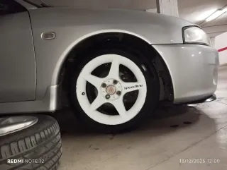 Llantas Speedline 15" 4x100 ET35 Blancas
