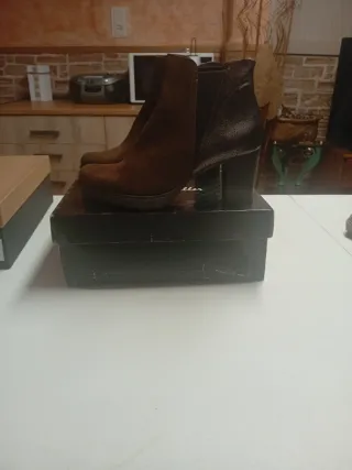 Botines serraje marrón oscuro Patricia Miller