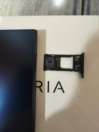 Móvil Sony Xperia Azul marino