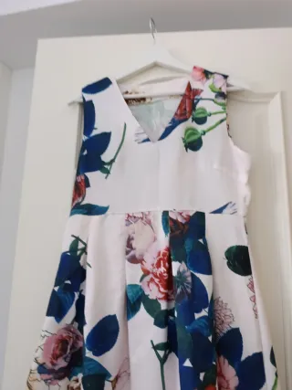 Vestido fiesta floral blanco