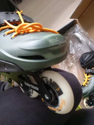 Patines en línea Rollerblade verdes. Usados 1 dia