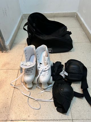 Patines blancos talla 38 + protecciones