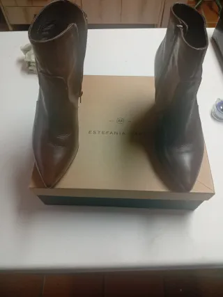 Botines piel Estefanía Marco marrones talla 40
