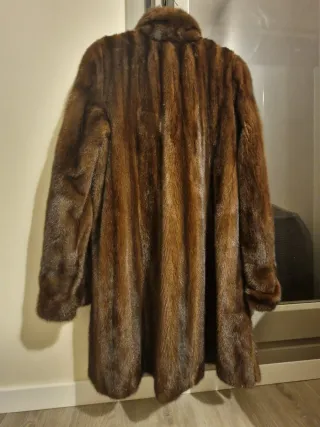 Abrigo visón sintético marrón