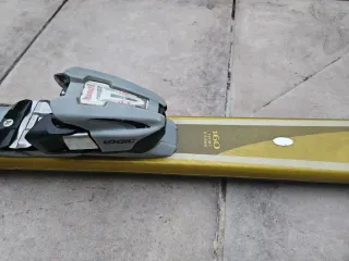 Sci Völkl RT1 con attacchi e bastoncini