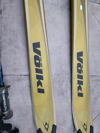 Sci Völkl RT1 con attacchi e bastoncini