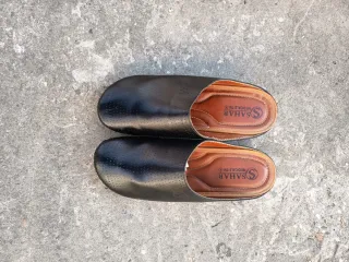 Sahar Sabot Neri Marrone