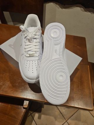 Nike Air Talla 39 Blancas