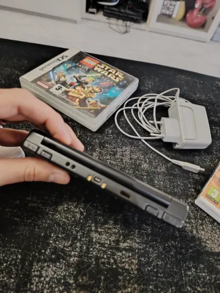 Nintendo 3DS Nera + 6 Giochi