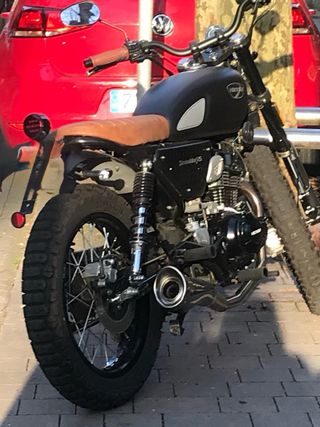 Moto Hanway Scrambler 125cc Negra