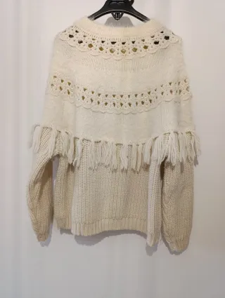 Jersey blanco de punto con flecos