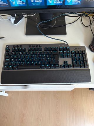 Teclado Gaming Mecánico Lenovo Legion K500 RGB