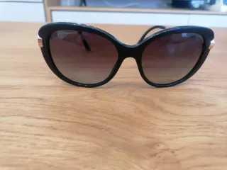 Gafas de sol Bvlgari mujer negras y doradas