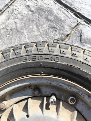 Llanta Vespa Antigua