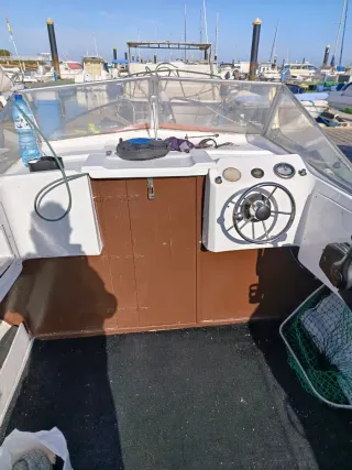 Barco 5m Eslora + Motor Mercury 50cv