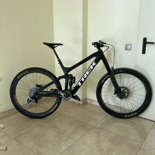 Bicicleta Trek Slash 9.8 29 L