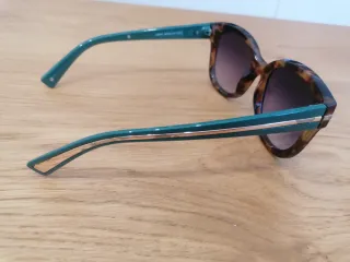 Gafas de sol mujer tortuga y verde