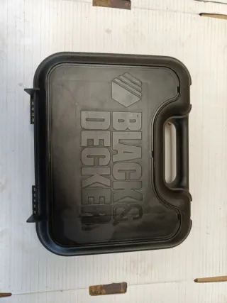 Taladro Percutor Black & Decker Rojo