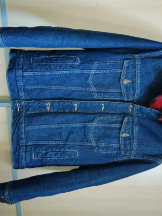 Chaqueta vaquera Bershka admito ofertas