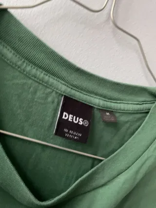 Camiseta Deus ex Machina verde