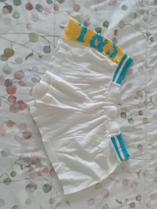 Pantalón corto deportivo infantil