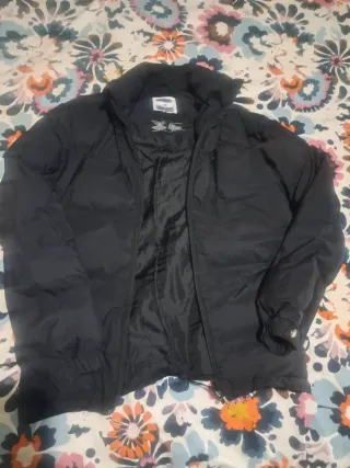 Giubbotto in piume da escursionismo nero