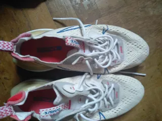 Nike  react D/MS/X número  41