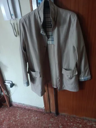Chaqueta Beige con Forro Tartán