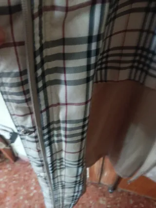 Chaqueta Beige con Forro Tartán