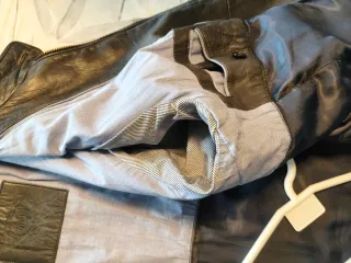 Chaqueta Cuero Massimo Dutti Gris Oscuro