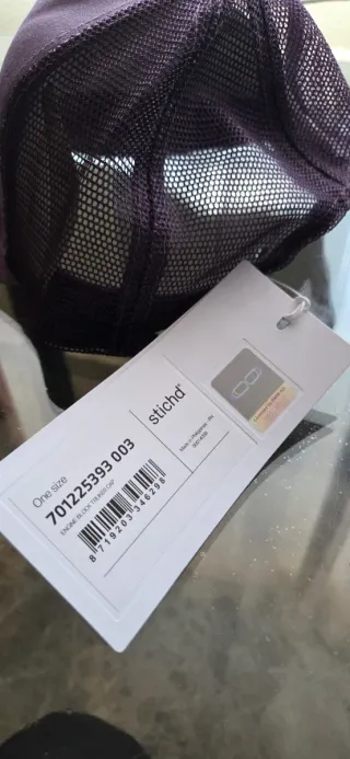 Gorra BMW Lifestyle Morada Nueva