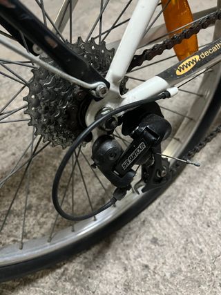 Bicicleta SR Suntour