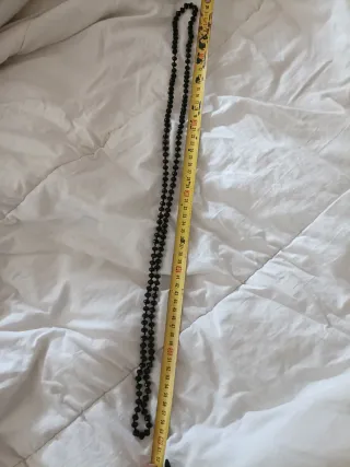 Collar de perlas negras de cristal