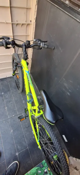 Bicicleta ROCKRIDER ST 500