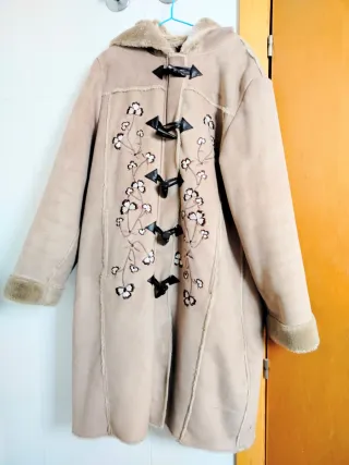 Abrigo largo Kiabi ante capucha Talla 40