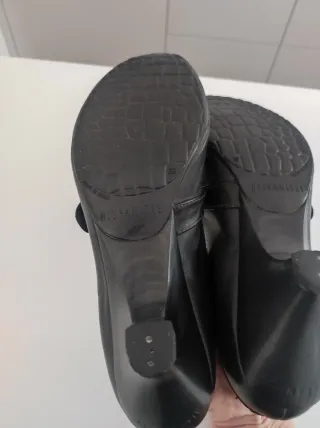 Zapatos de tacón Hispanitas negros