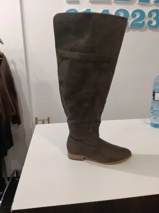 Botas altas caña ancha Talla 38