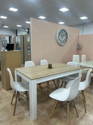 Tavolo da pranzo moderno in legno - 6 nuove sedie