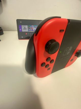 Nintendo Switch OLED Edición Mario Roja