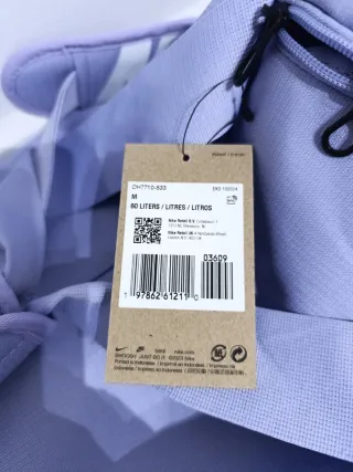 Mochila Nike Morada y Negra