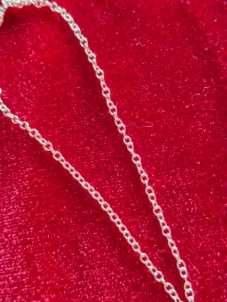 Cruz Asimétrica Plata con Cristales