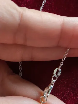 Cruz Asimétrica Plata con Cristales