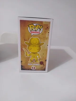 Figura Daryl Dixon The Walking Dead Deluxe