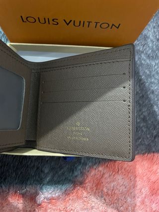 Cartera Louis Vuitton Marrón