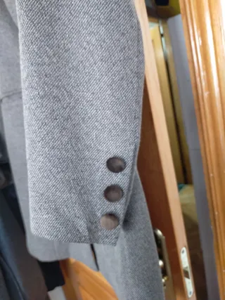 Abrigo mujer cuello terciopelo