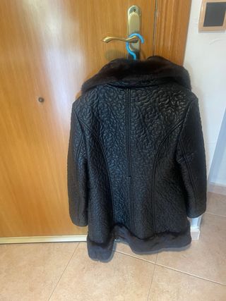 Abrigo Kelyna Negro con Forro Estampado