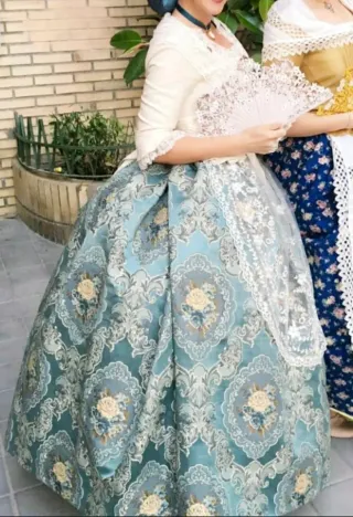 Falda Alicantina azul y blanco